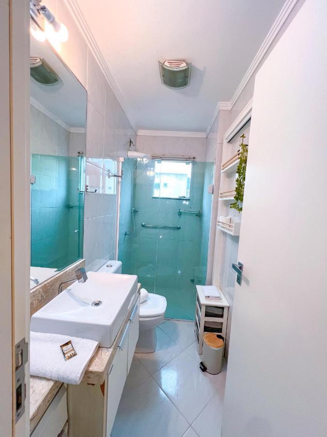 Hospede-Se Com Paola Nesse Lindo Apartamento Completo Com Garagem E Localizacao Estrategica Balneário Camboriú Eksteriør billede
